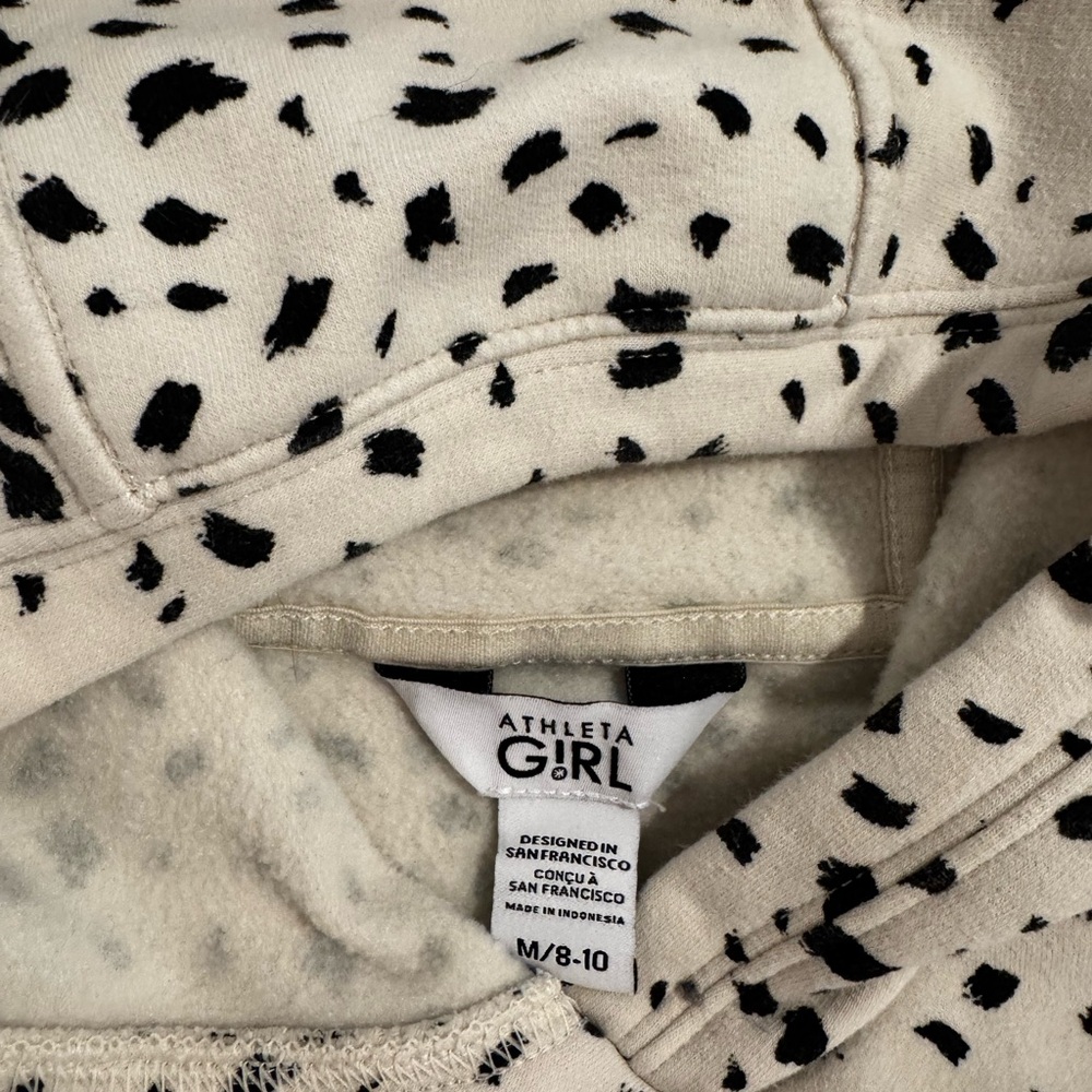 Athleta Kids Matching Set in Cream and Black